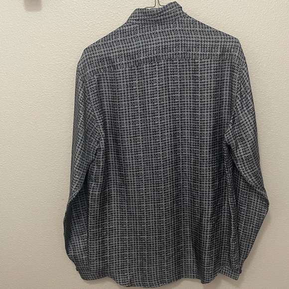 Armani Le Collezioni silk houndstooth shirt - Picture 2 of 5